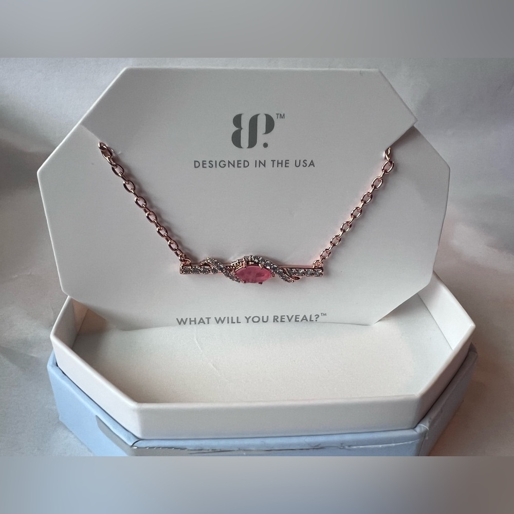 New Bomb Party Rain Danced Collar Rose Quartz Bar Necklace on Rose Gold